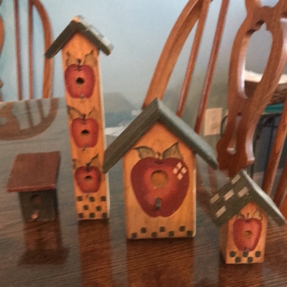 Wooden Folk Art little houses - Picture 2 of 3